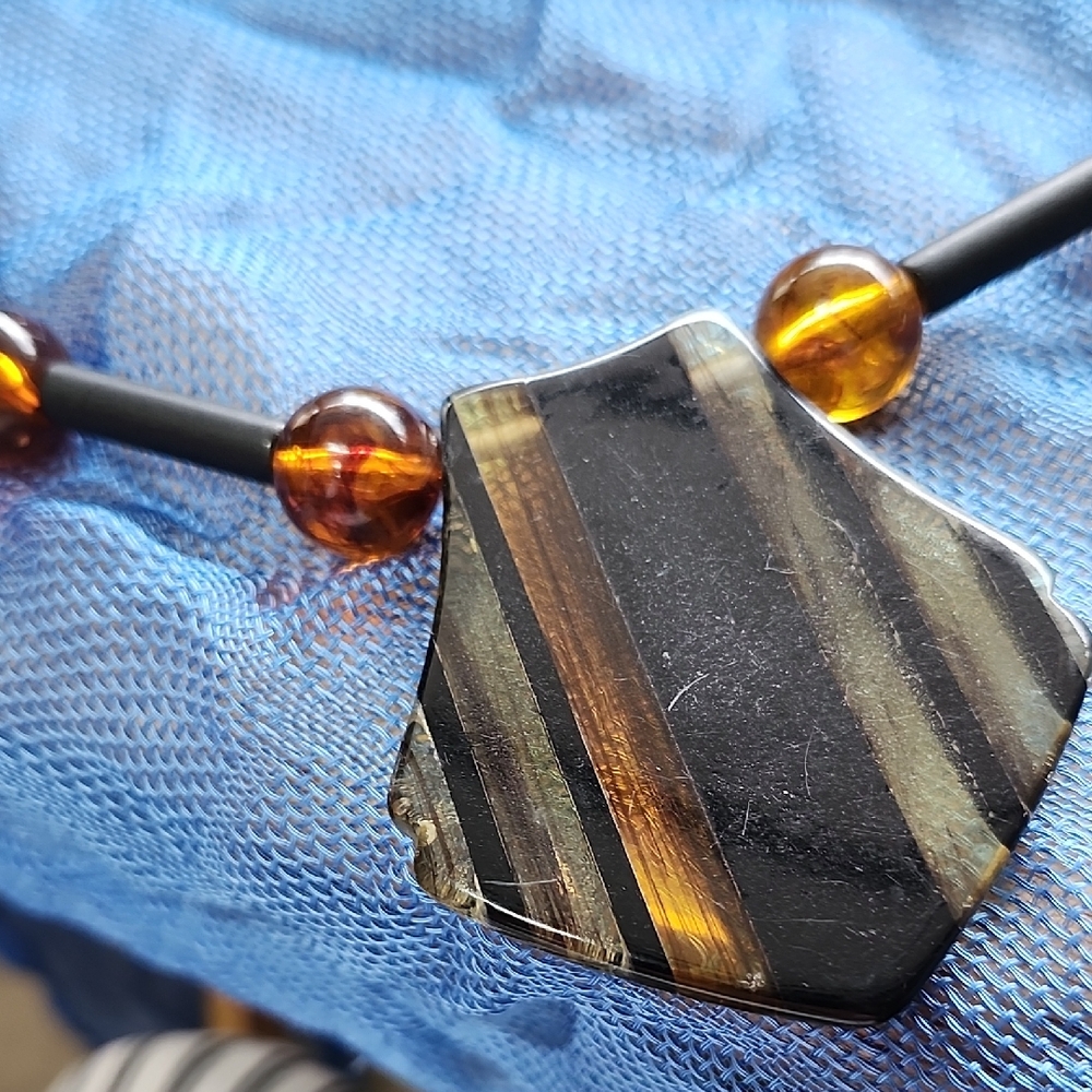 Elegant Black and Brown Striped Necklace